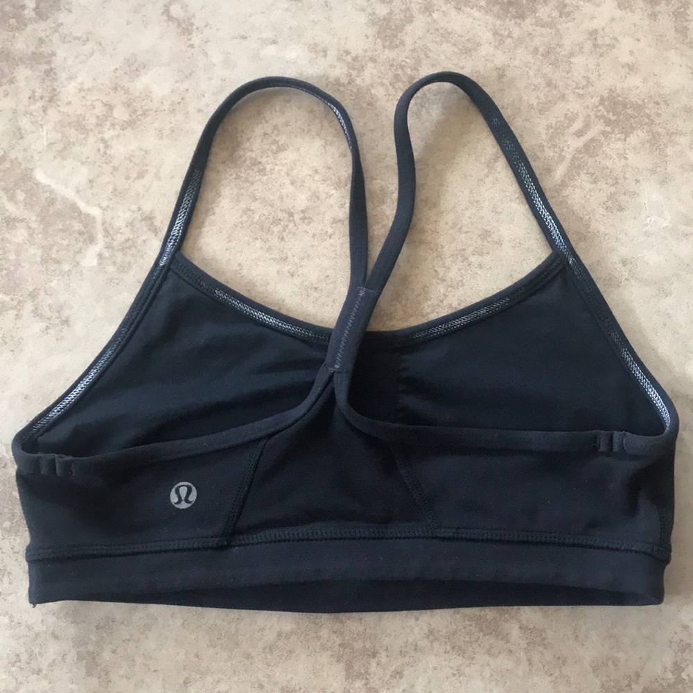 lululemon FLOW Y BRA size 4